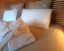 Linge de bain mis à disposition pour un confort optimal